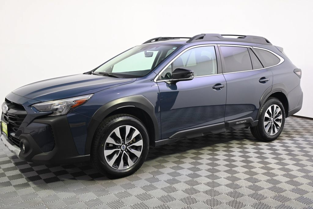 Used 2023 Subaru Outback Limited XT AWD/4WD image 2