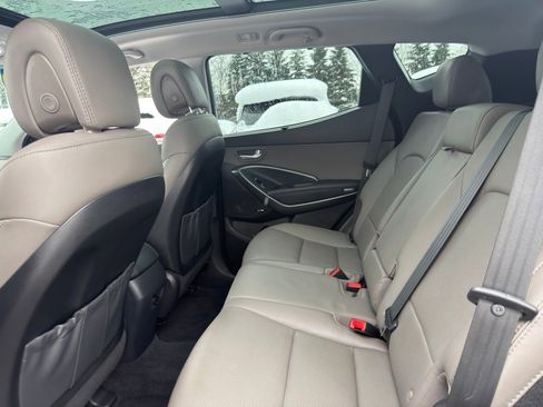 Used 2017 Hyundai Santa Fe Sport image 32