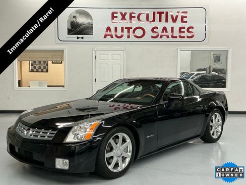 Used 2005 Cadillac XLR image 12