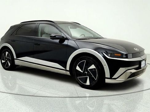 Used 2025 Hyundai Ioniq 5 Limited RWD image 3