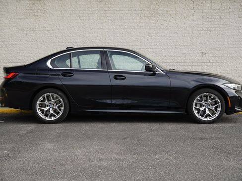 Used 2025 BMW 330i xDrive Sedan AWD/4WD image 8