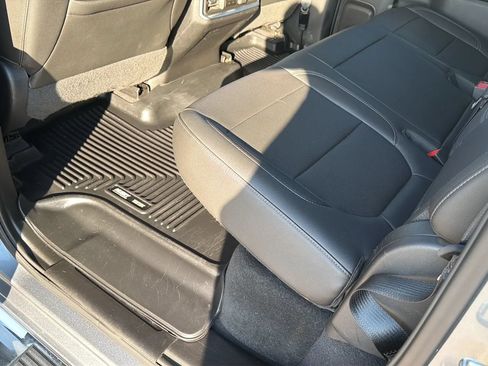 Used 2019 Chevrolet Silverado 1500 LTZ w/ LTZ Premium Package AWD/4WD image 53