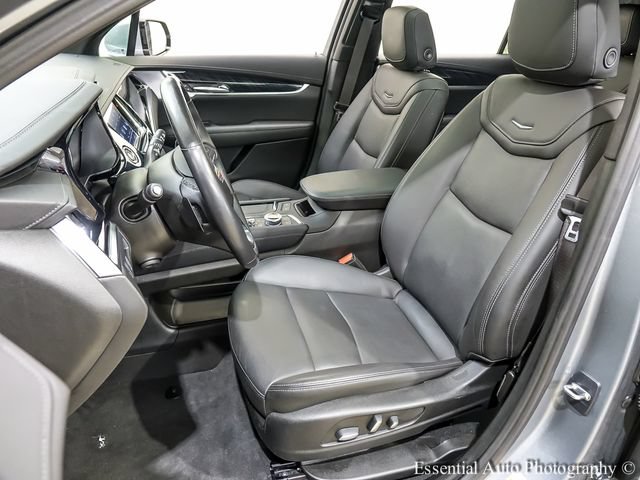 Certified 2024 Cadillac XT6 Premium Luxury FWD image 9