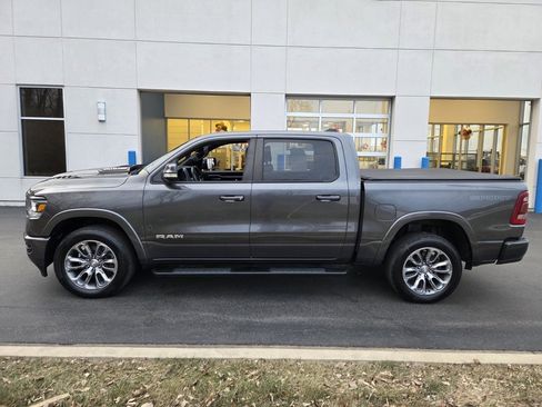 Used 2022 RAM 1500 Laramie w/ Sport Appearance Package image 8