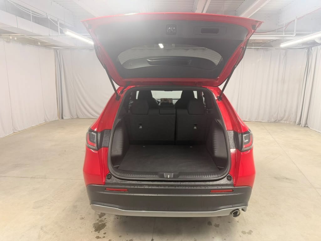 Certified 2026 Honda HR-V Sport image 9
