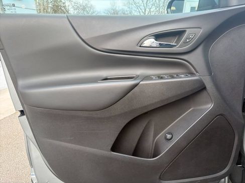 Certified 2024 Chevrolet Equinox LT w/ LPO, Floor Liner Package FWD image 19