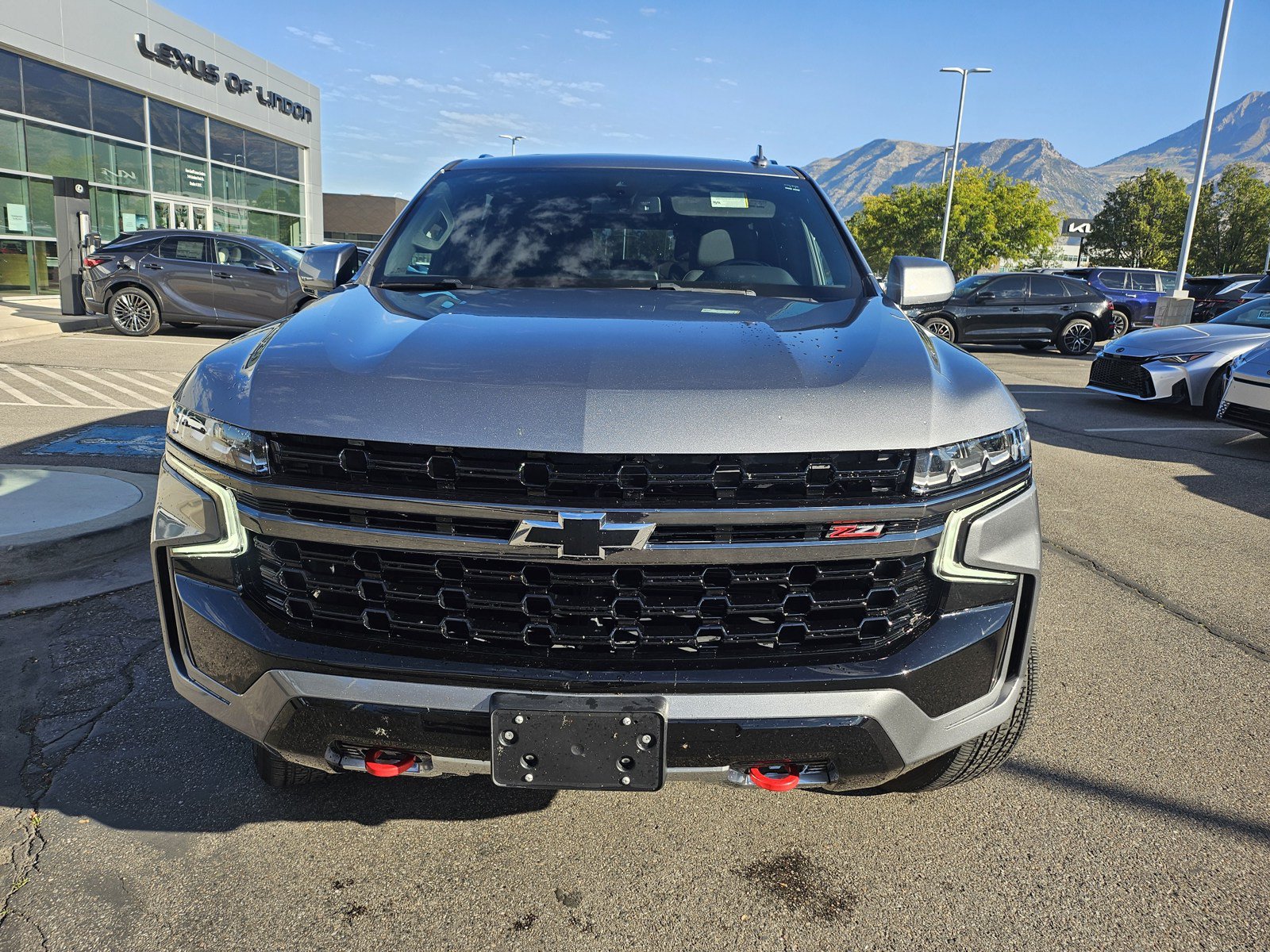 Used 2021 Chevrolet Tahoe Z71 w/ Rear Media and Nav Package AWD/4WD image 2