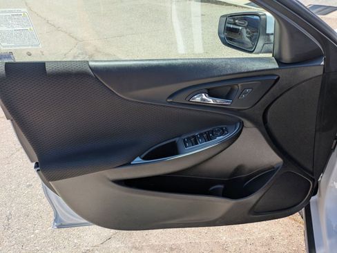 Used 2023 Chevrolet Malibu LT FWD image 8