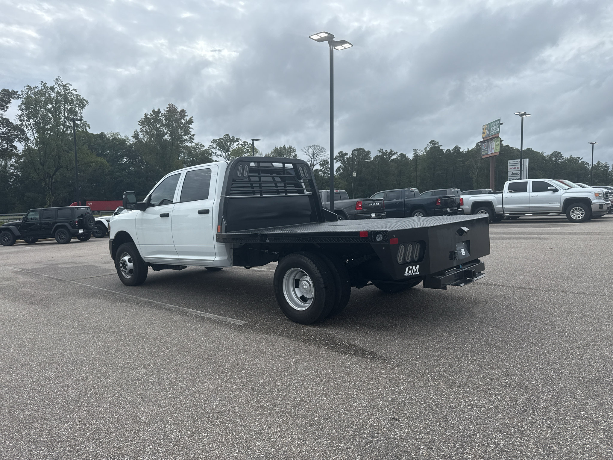 New 2024 RAM 3500 Tradesman w/ Convenience Group AWD/4WD image 7
