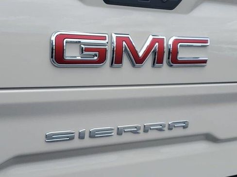 New 2026 GMC Sierra 1500 AT4 w/ Technology Package AWD/4WD image 5