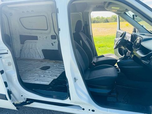 Used 2015 RAM ProMaster City Tradesman SLT w/ Rear Back-up Camera Group FWD image 7