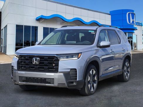 New 2026 Honda Pilot Elite image 2