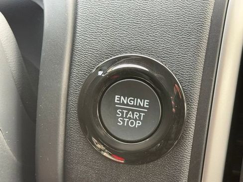 New 2026 Ford Expedition Active image 22