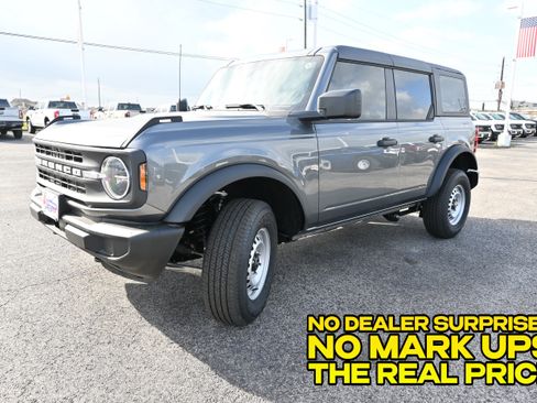 New 2026 Ford Bronco 4-Door AWD/4WD image 8