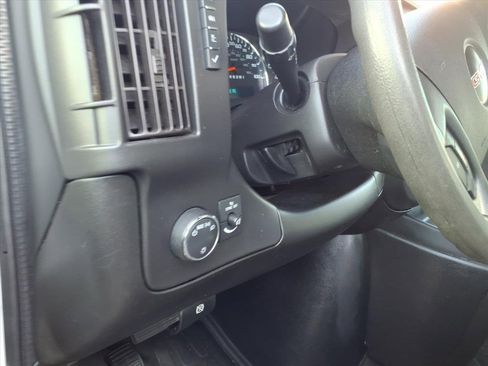 Used 2021 GMC Savana 3500 Extended w/ Power Convenience Package image 22