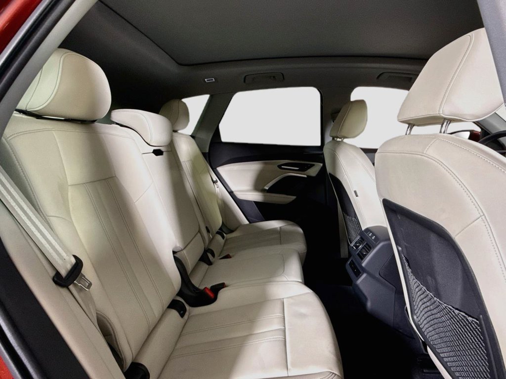 Certified 2025 Audi Q5 Premium AWD/4WD image 16
