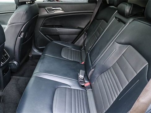 Used 2023 Kia Sportage SX Prestige image 17