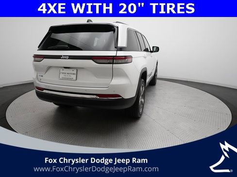 Used 2023 Jeep Grand Cherokee 4WD 4xe image 36