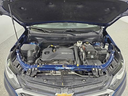 Used 2019 Chevrolet Equinox LT image 10