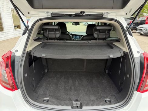 Used 2019 Buick Encore Preferred AWD/4WD image 9