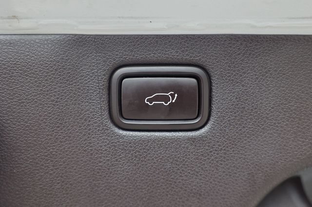 Used 2018 Kia Sedona SX Limited FWD image 27