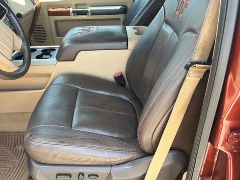 Used 2015 Ford F250 King Ranch w/ FX4 Off-Road Package AWD/4WD image 11