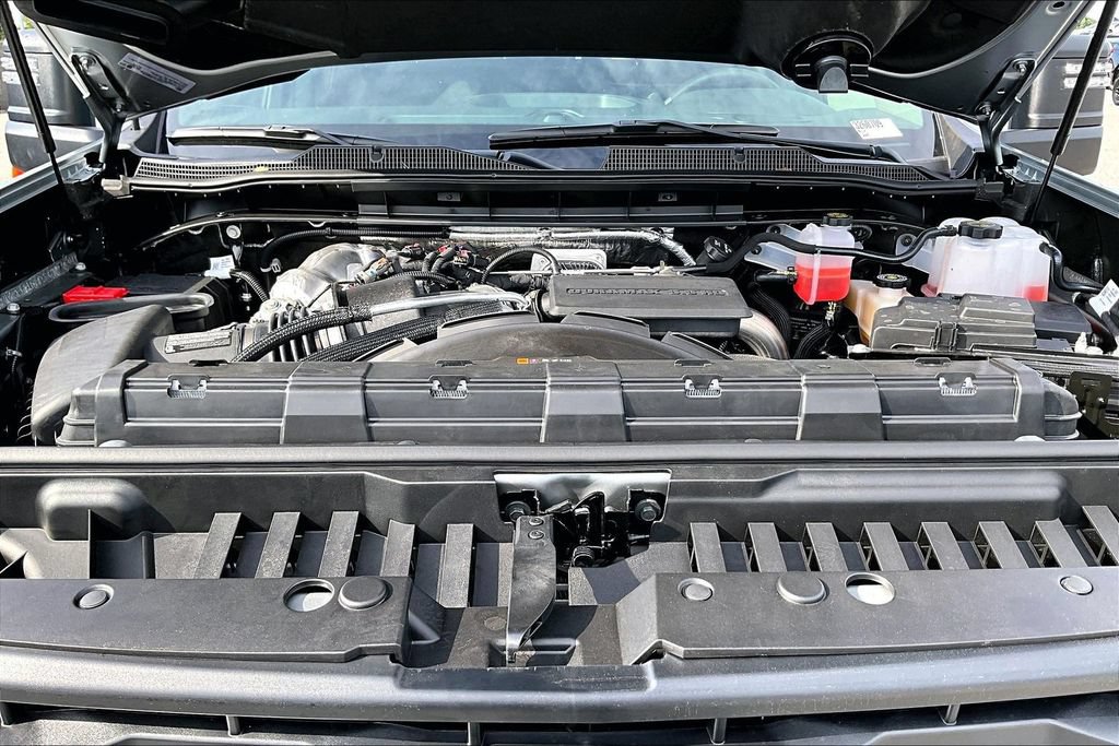 New 2026 Chevrolet Silverado 2500 Custom w/ Custom Value Package AWD/4WD image 10