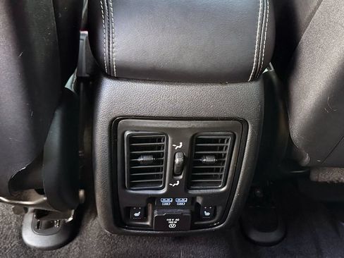 Used 2021 Dodge Durango SRT Hellcat w/ Technology Group AWD/4WD image 35