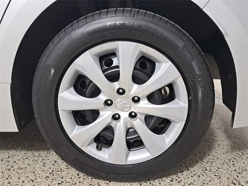 Used 2023 Toyota Corolla LE image 8