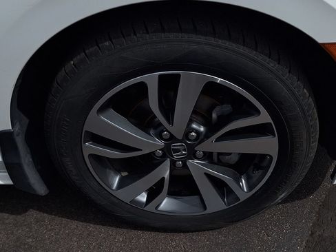 Used 2023 Honda Odyssey Touring image 35