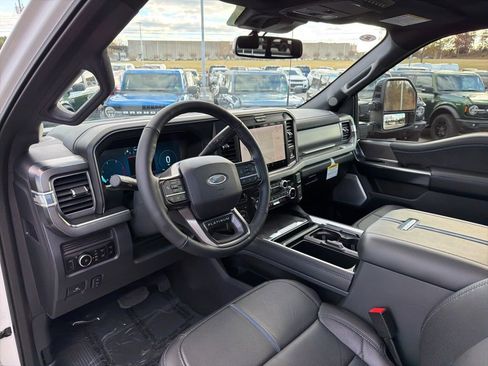 New 2025 Ford F250 Platinum image 12