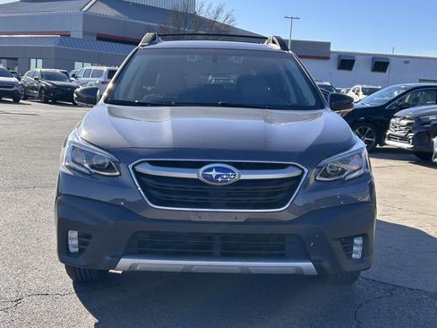 Used 2020 Subaru Outback Limited XT image 2