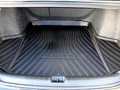 Used 2022 Honda Accord Sport image 14