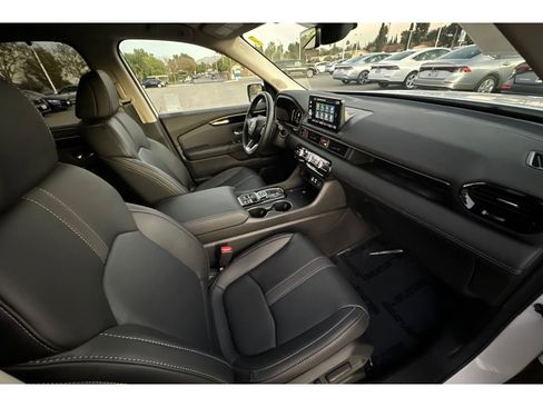 Certified 2025 Honda Pilot EX-L image 20