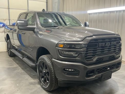 Used 2026 RAM 2500 Big Horn AWD/4WD image 2