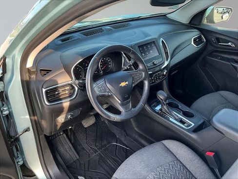 Used 2022 Chevrolet Equinox LT AWD/4WD image 19