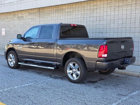 Used 2019 RAM 1500 Express w/ Express Value Package image 4