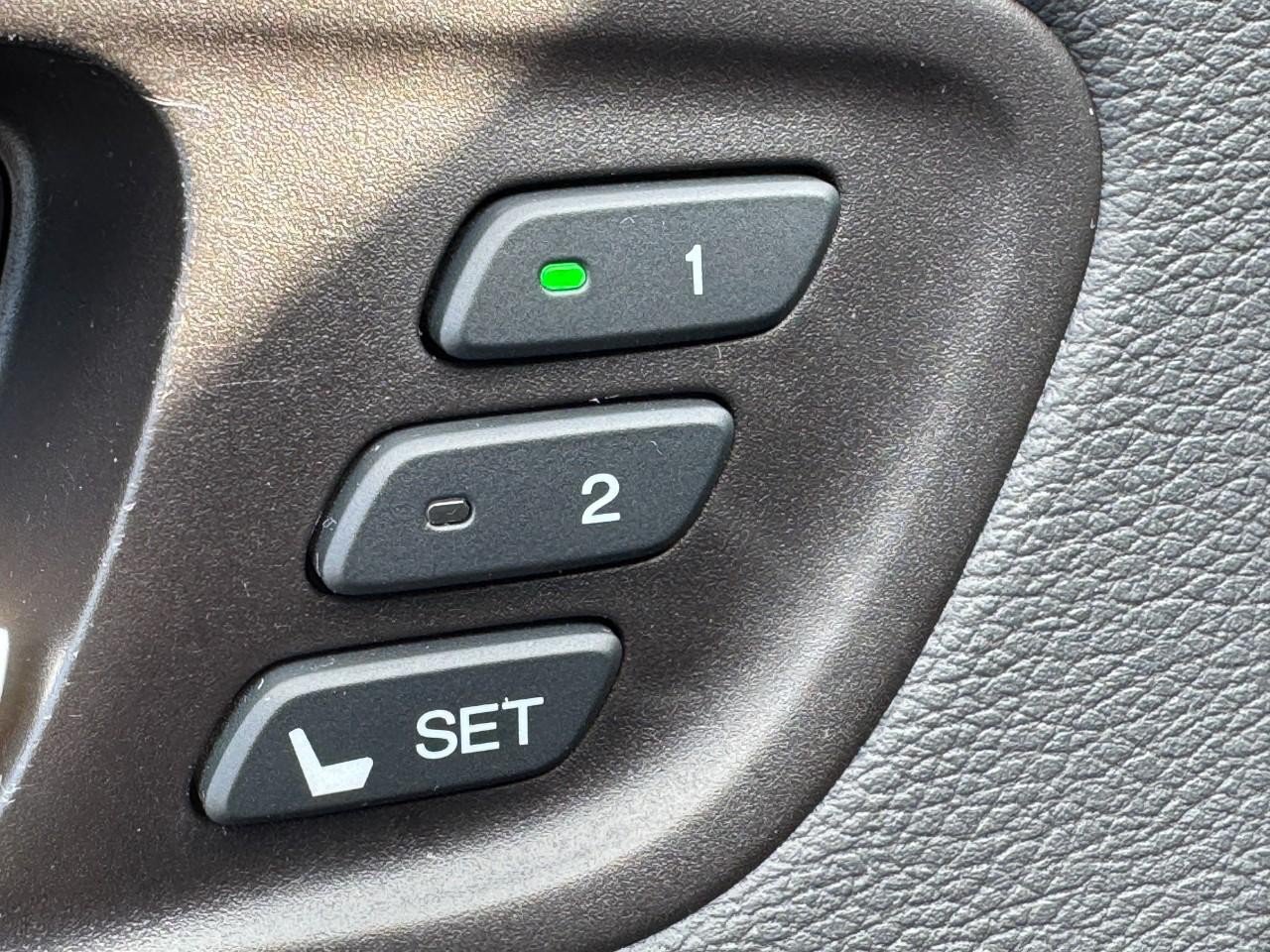 Used 2020 Acura MDX w/ Advance Package AWD/4WD image 21