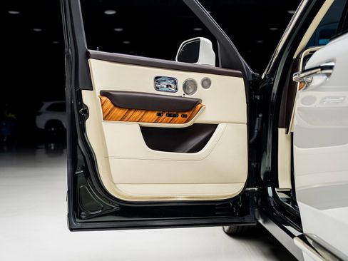 Used 2019 Rolls-Royce Cullinan image 53