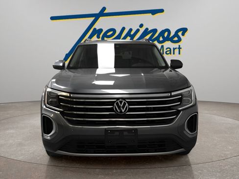 Used 2024 Volkswagen Atlas SE FWD image 4