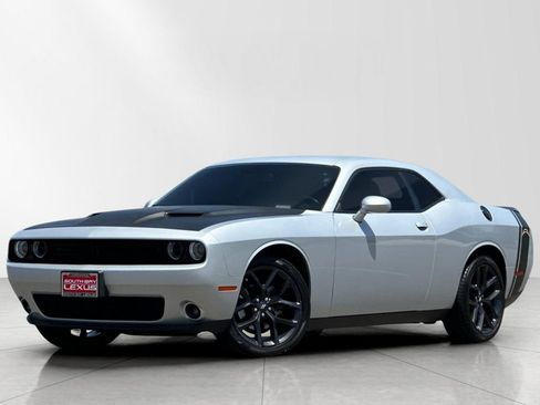 Used 2020 Dodge Challenger SXT w/ Blacktop Package RWD image 1