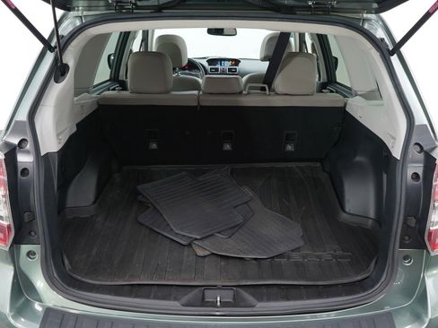 Used 2016 Subaru Forester 2.5i Limited AWD/4WD image 8