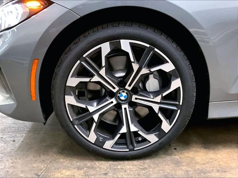 Used 2026 BMW 330i Sedan w/ Premium Package RWD image 12