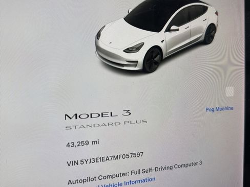 Used 2021 Tesla Model 3 Standard Range Plus image 10