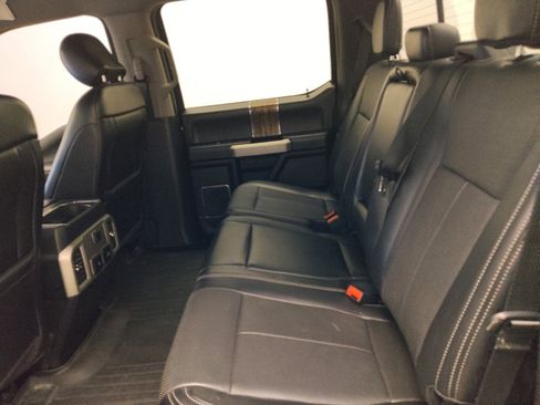 Used 2018 Ford F150 Lariat image 17