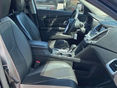 Used 2017 GMC Terrain SLT AWD/4WD image 9