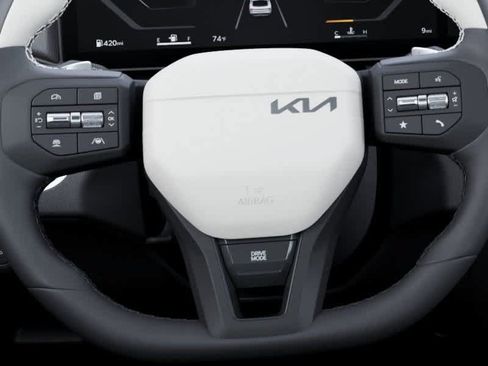 New 2026 Kia K4 GT-Line w/ GT-Line Premium Package FWD image 22