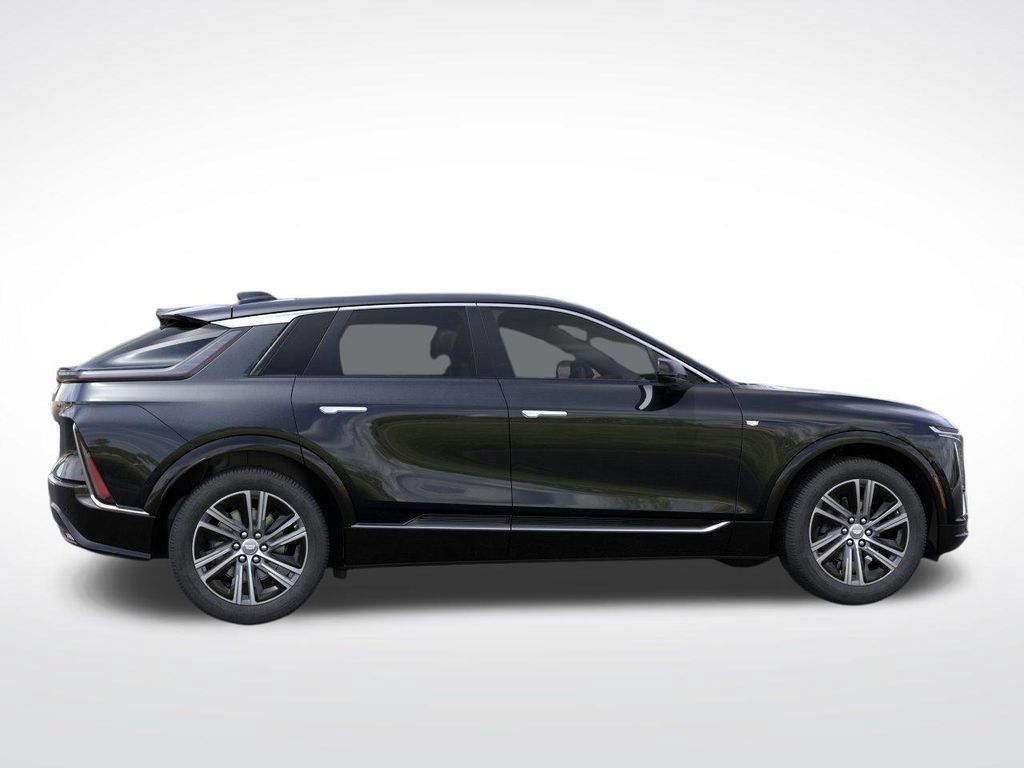 New 2026 Cadillac Lyriq Luxury RWD image 5