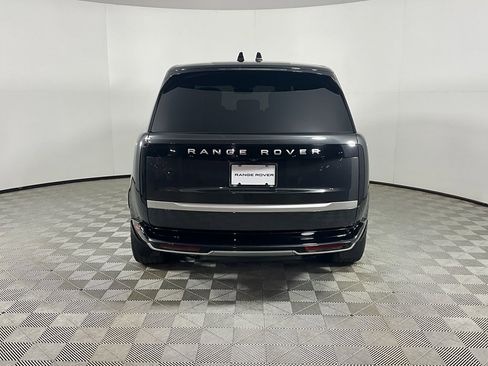 Certified 2024 Land Rover Range Rover Long Wheelbase Autobiography image 8
