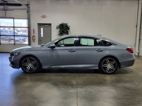 Used 2021 Honda Accord Touring image 8